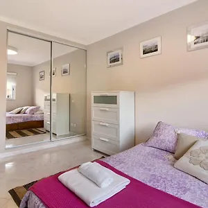 vilamoura-apartment-3-bedroom.hotelaalgarve.com/